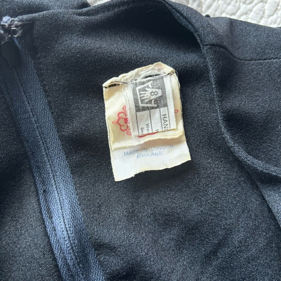 Vintage 70s Black Keyhole Flutter Sleeve Maxi Dress 38 - Picture 9 of 10